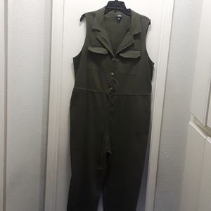 Wild Fable Green Sleeveless jumpsuit